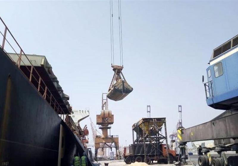۱.۱ میلیون تن کالای اساسی وارد دروازه طلایی اقتصاد ایران شد