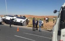 واژگونی اتوبوس بین شهری مسیر شیراز - بندرعباس/ ۱۷ نفر مصدوم شدند