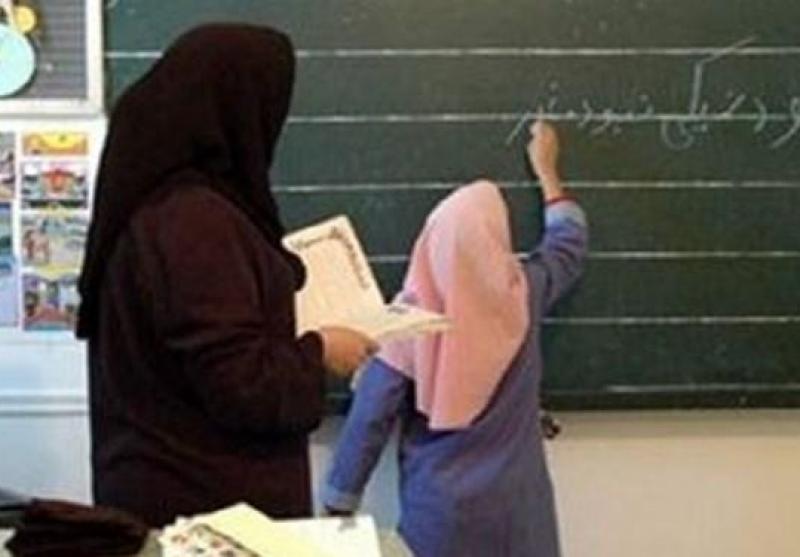فارس من| مشکل 400 هزار تومان افزایش حقوق معلمان ماده 28 حل می‌شود