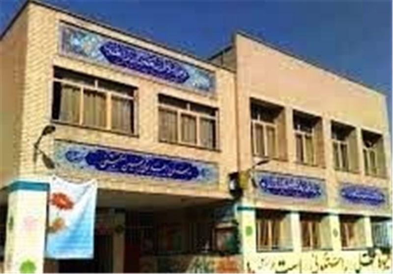 واکنش آموزش و پرورش ‌به انتشار تصاویری از وضعیت مدرسه سادات درچه؛ مرمت بر عهده ‌نوسازی مدارس است‌