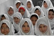 ورود کودکان اتباع به مدارس ایران به معنای اجازه اقامت مجاز والدینشان است؟