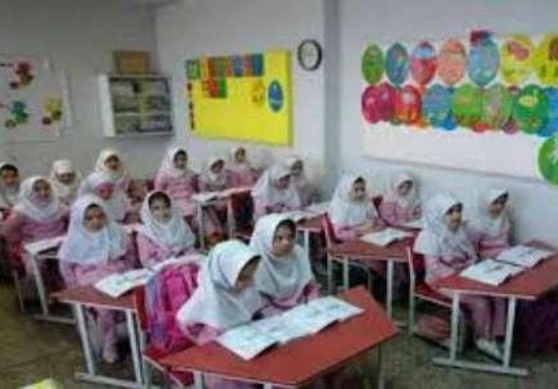 نظارت ۲۰ تیم بهداشتی در مدارس اسدآباد