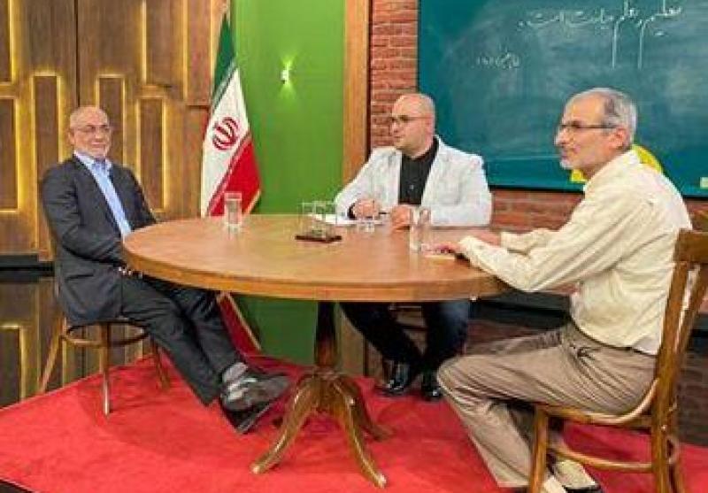 مبانی نظری و اجرایی اندیشه‌ی امام خمینی (ره) در «مدرسه ایران»