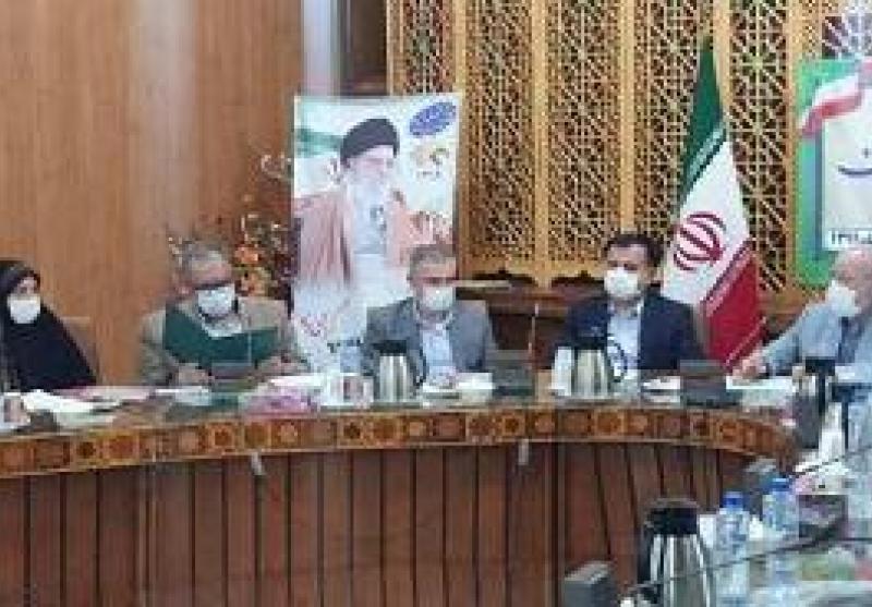 جامعه فرهنگیان استان اصفهان از خدمات ویژه حقوقی با حداقل هزینه و مشاوره رایگان بهره مند می‌شوند