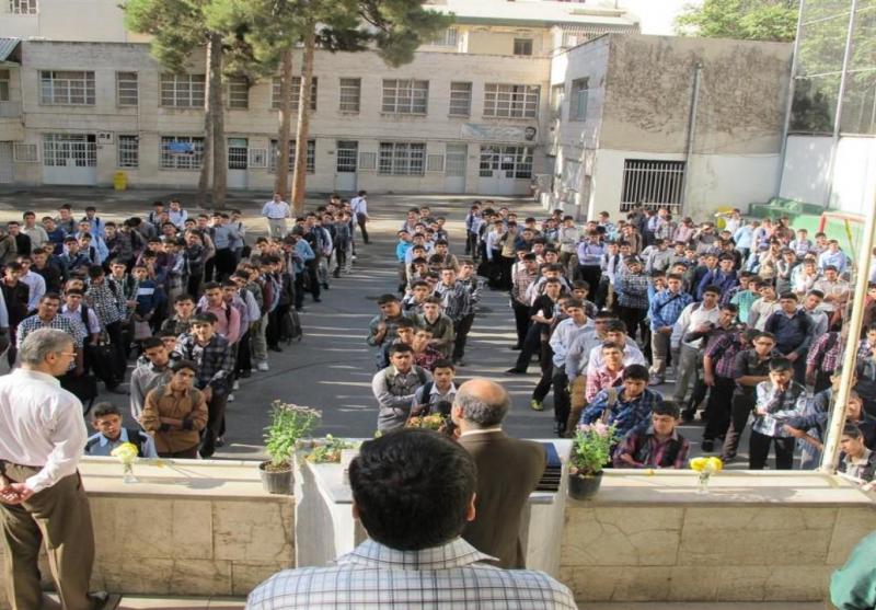 ۶۳۰ تذکر و ۱۱ اخطار کتبی به مدیران مدارس مشهد
