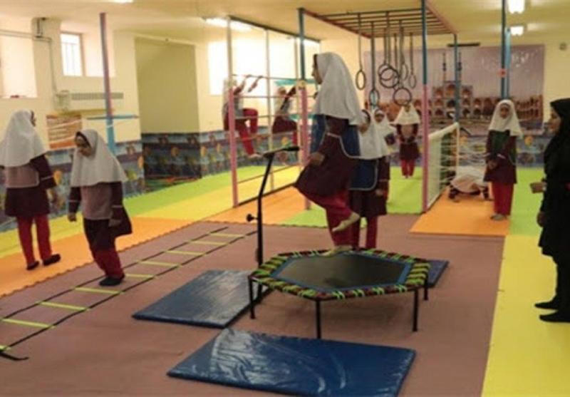 توزیع تجهیزات ورزشی در مدارس خراسان شمالی