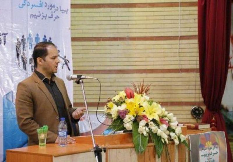 اجرای طرح «کوچ» در مدارس استان همدان/وزن دانش آموزان کنترل می شود