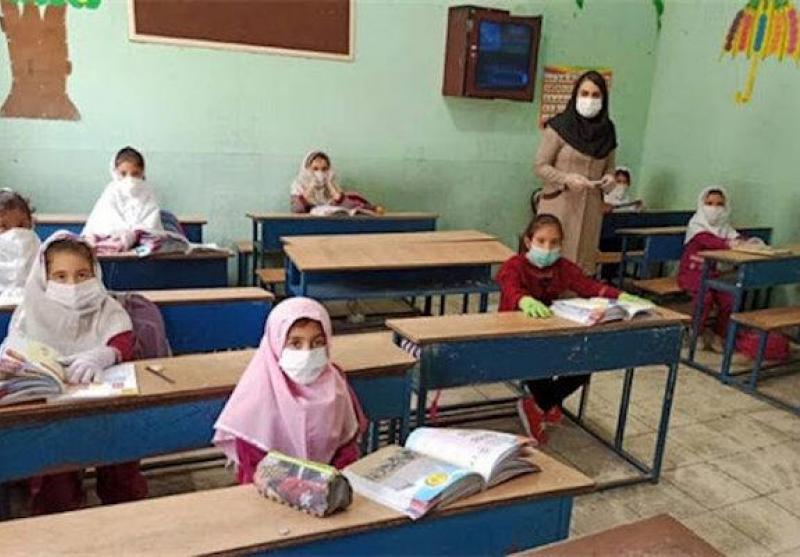 مدارس آذربایجان غربی غیر حضوری شد