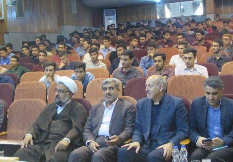 جشن استقبال از ورودی‌های ٩٨ دانشگاه فرهنگیان البرز برگزار شد