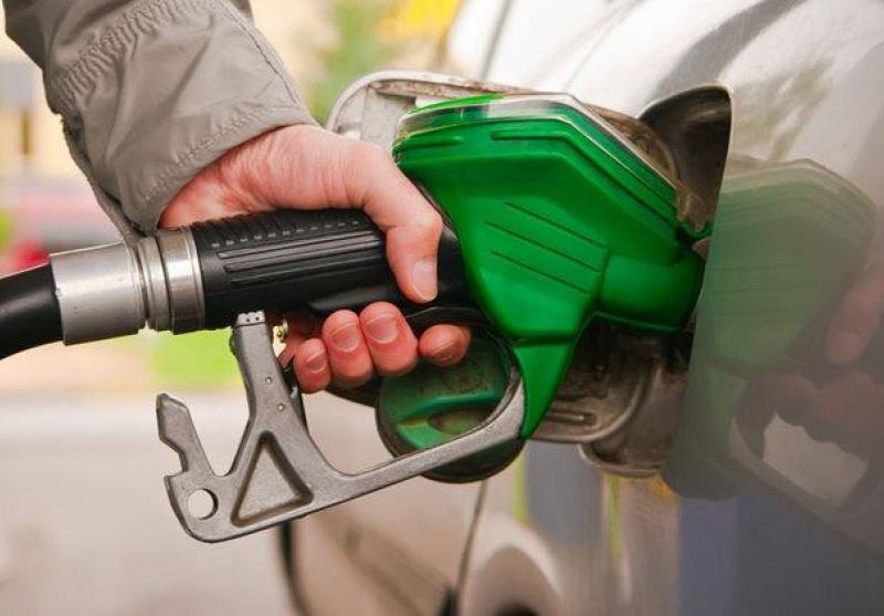 توزیع روزانه ۲ میلیون لیتر بنزین یورو ۴ در جایگاه‌های سوخت شیراز