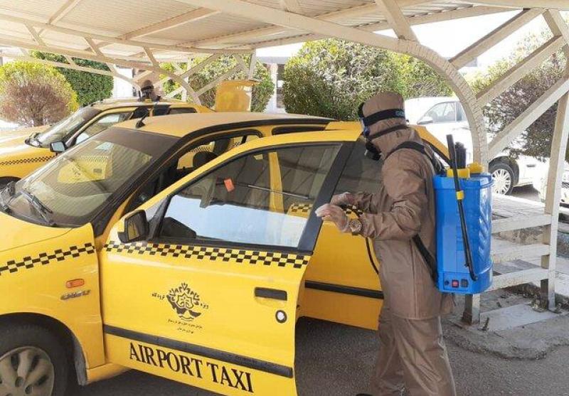 ضدعفونی تاکسی‌های شهری بندرعباس به صورت مستمر انجام می‌شود
