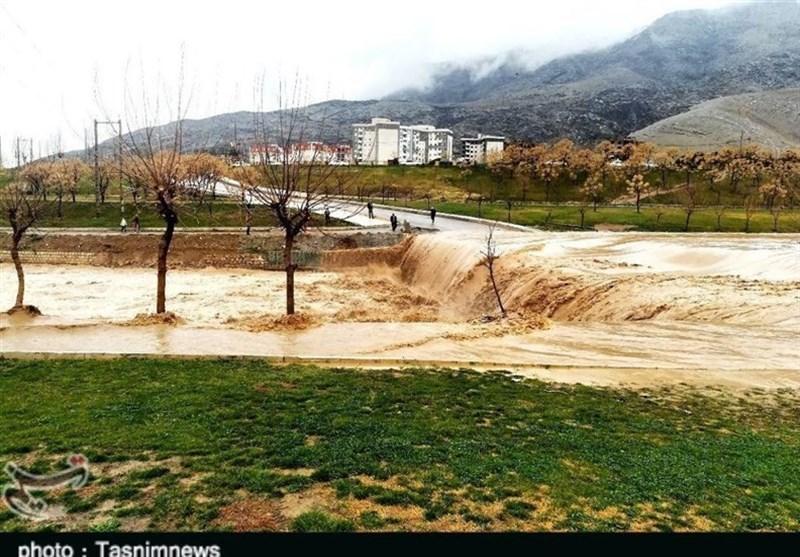 اخبار سیلاب ایران| 7 نفر جان باختند/ امدادرسانی هوایی به سیل‌زدگان جنوب‌کرمان و کنگان/ چابهار بار دیگر زیر بارش‌های سیل‌آسا