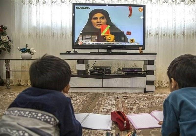 بازدید وزیر آموزش و پرورش از مدرسه تلویزیونی ایران/ مدرسه‌ای که در سلیمانیه عراق هم دانش‌آموز دارد
