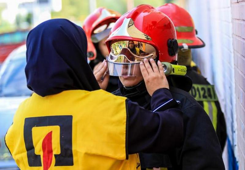 آمادگی آتش‌نشانی برای آموزش مقابله با حوادث به معلمان