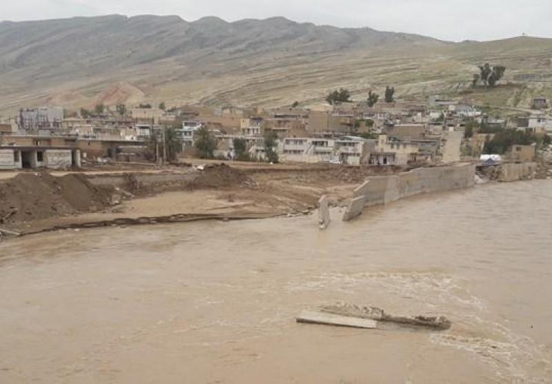 هشدار وقوع سیلاب و آبگرفتگی در برخی استان ها/گردوخاک 4 روزه در زابل