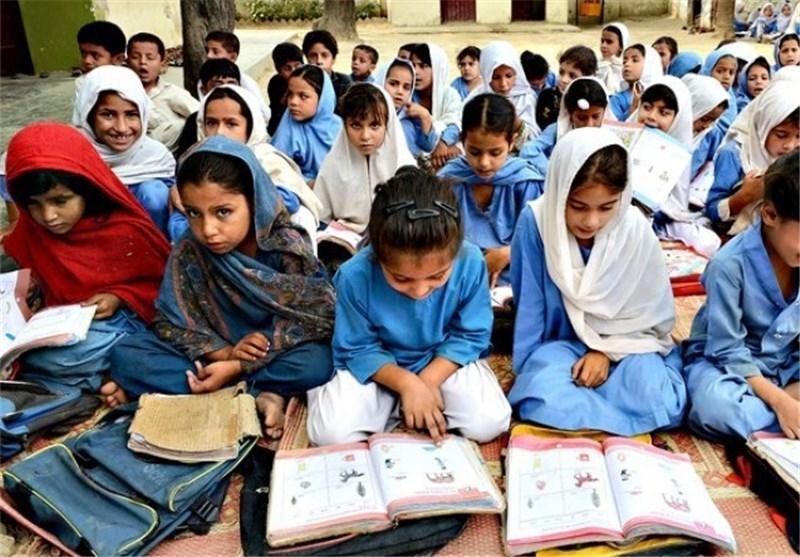 پاکستان از هفته آینده موسسات آموزشی را بازگشایی می‌کند