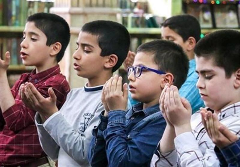 اقامه نماز در ۸۰۰ مدرسه استان سمنان پیش از شیوع کرونا